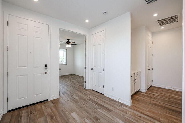Building Photo - 31769 N 130th Ave