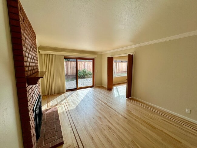 Building Photo - Single Story with Cupertino Schools