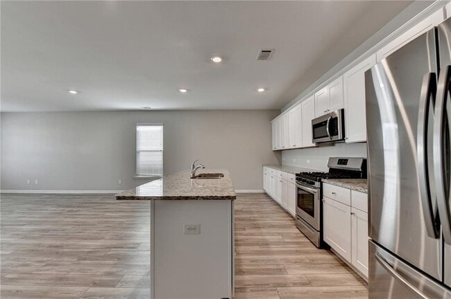 Building Photo - 4335 Magpie Dr