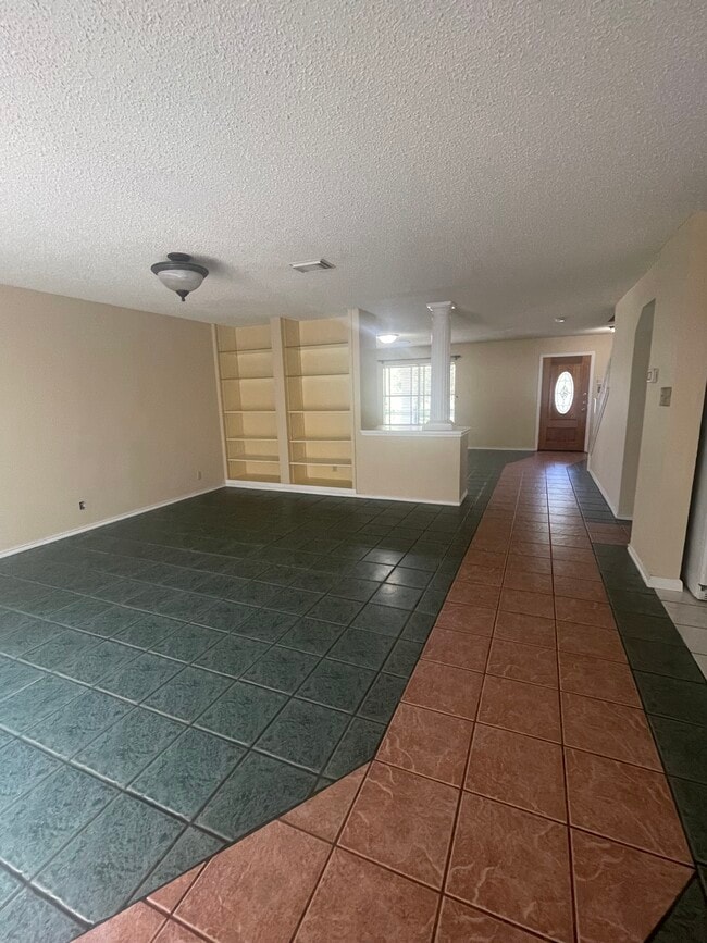 Building Photo - 7838 Caston Park Dr