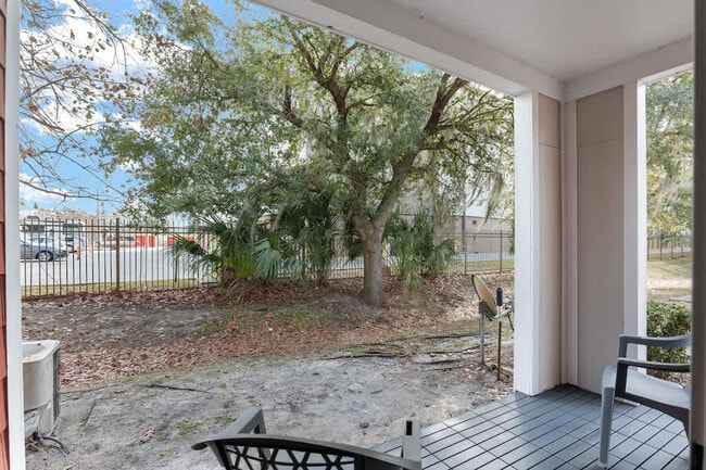 Building Photo - 2360 SW Archer Rd