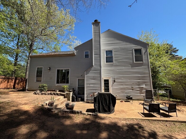 Building Photo - 2995 Carrie Farm Rd NW