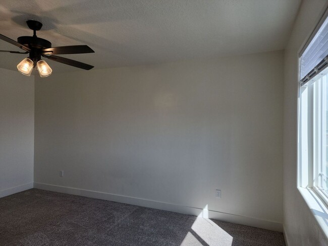 Building Photo - 4283 Hwy 56