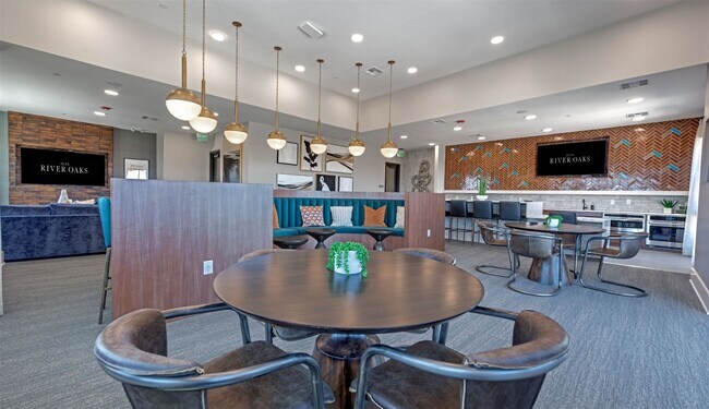 Building Photo - 3636 W Dallas St