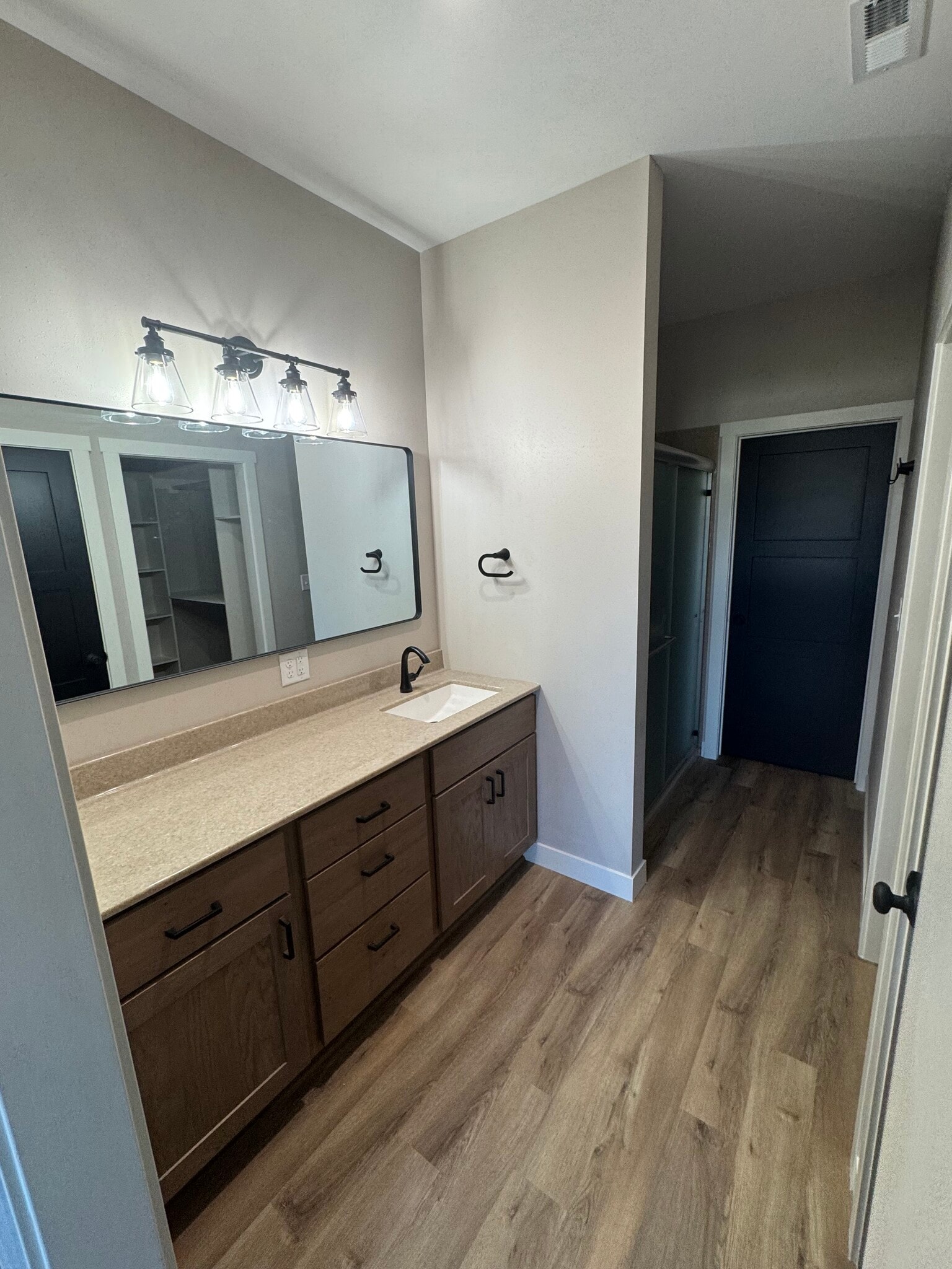 Master bath - 325 Wilder Rd
