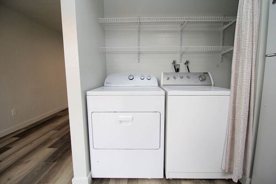 Building Photo - 7615-7615 N Curtis Ave