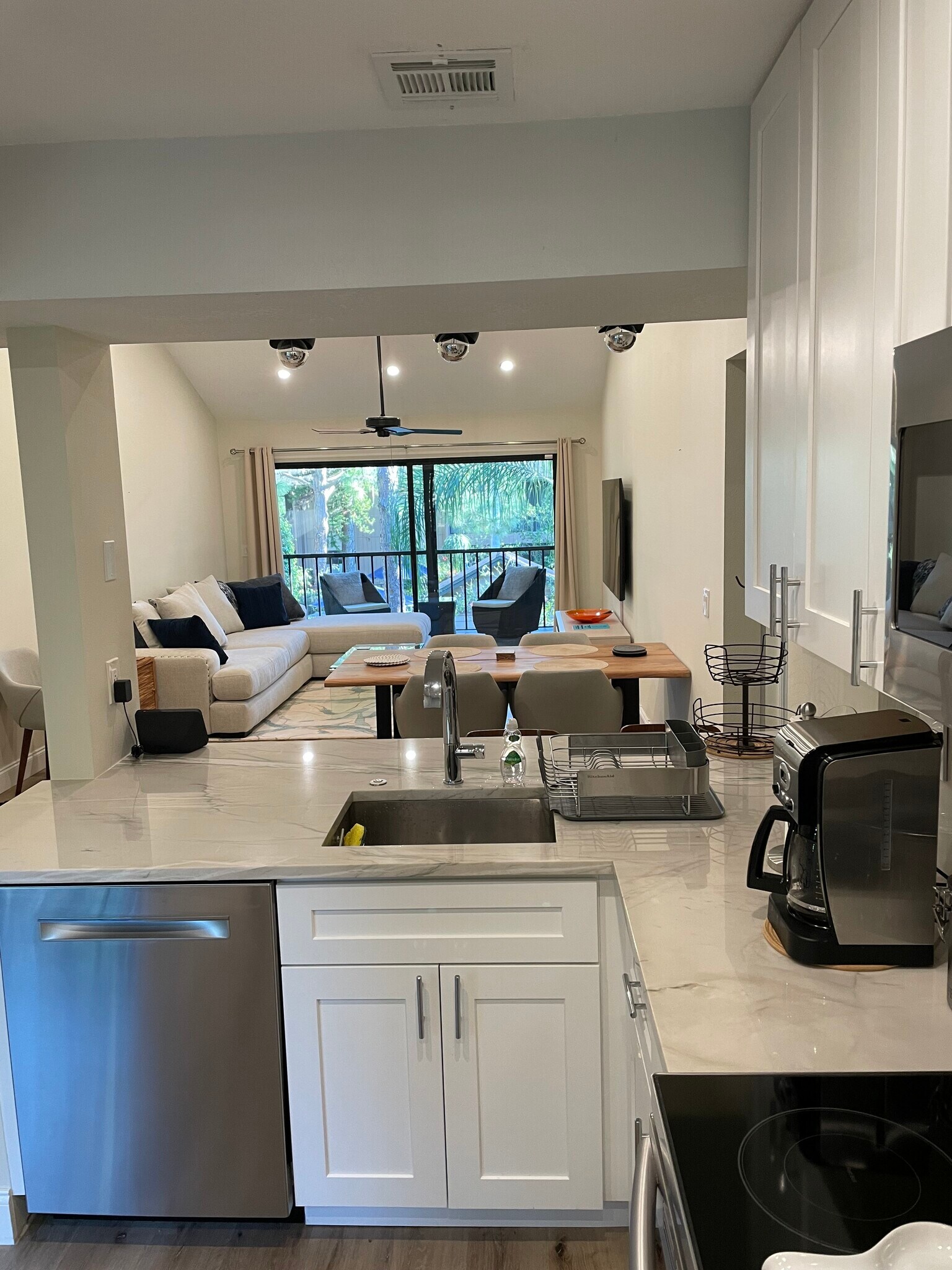 Building Photo - 1709 Pelican Cove Rd
