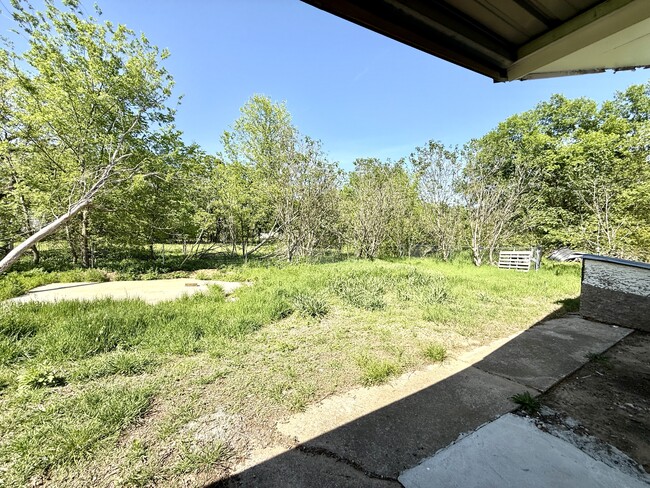 Building Photo - 39 Melody Ln