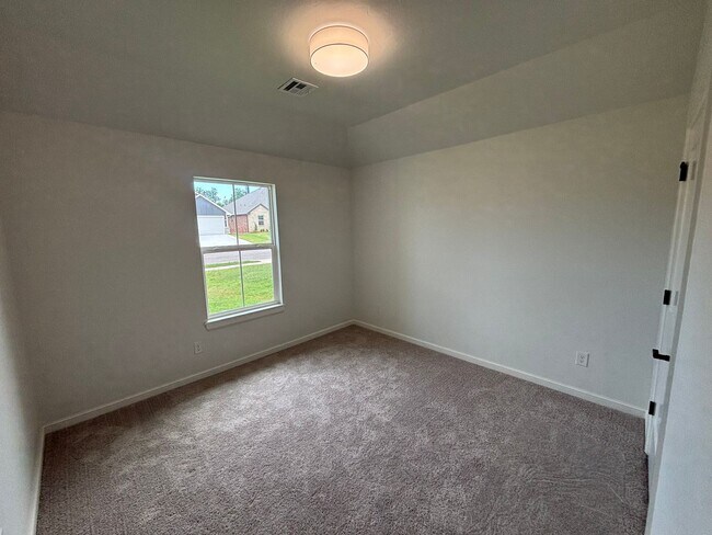 Building Photo - 3021 Hollow Crest Ln