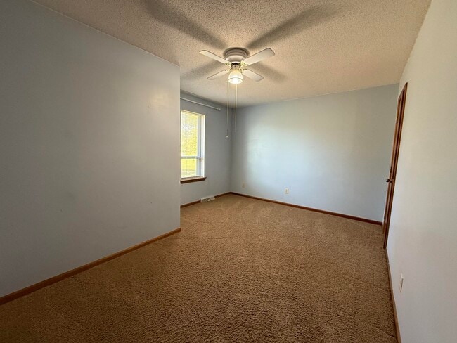 Building Photo - 2032 Waterfront Dr N