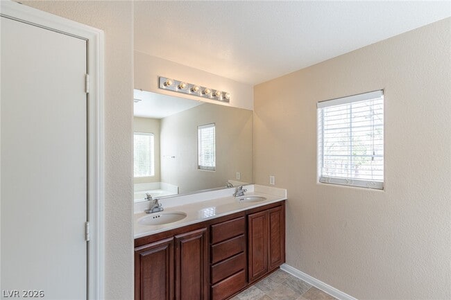 Building Photo - 139 Kilmartin Valley Ct