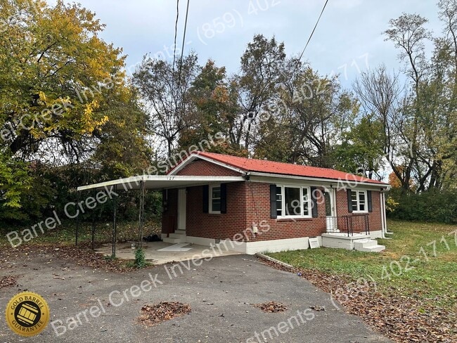 Building Photo - 3-Bed 1-Bath House