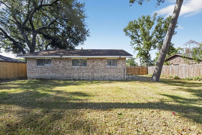 Building Photo - 7922 Coolgrove Dr