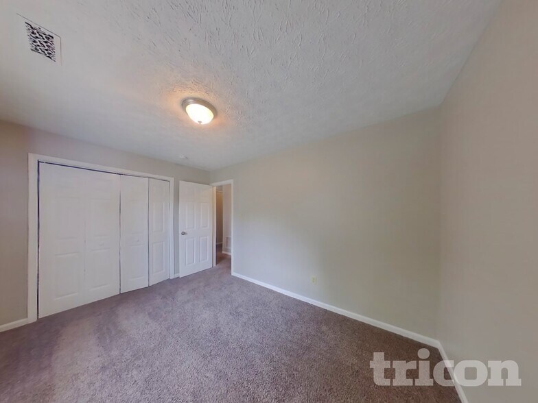 Building Photo - 2607 Cooper Pointe Cir