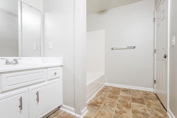 Building Photo - 9 Tindell Ct