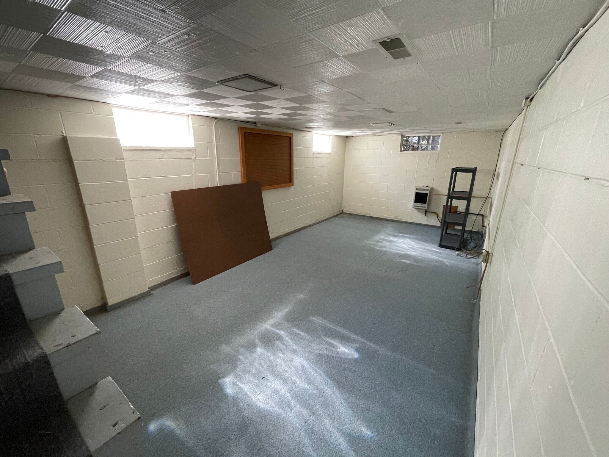 Building Photo - 709 Sackett St
