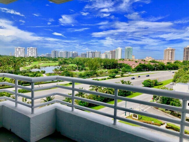 Building Photo - 3300 NE 192 St