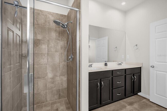 Building Photo - 2444 Varenna Loop