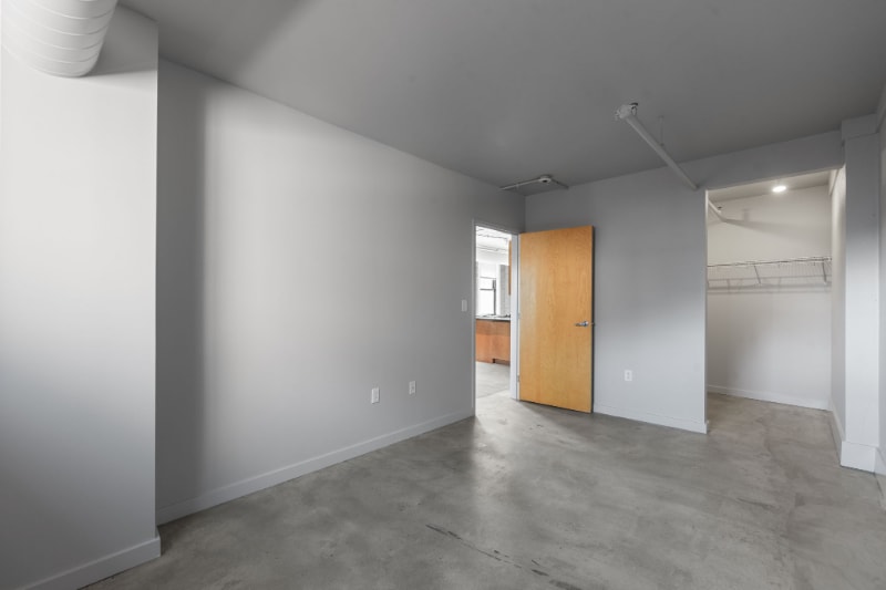 Building Photo - 1006 Olive St