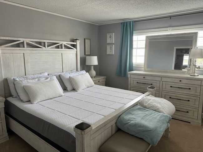 Building Photo - Furnished Townhome on Okaloosa Island