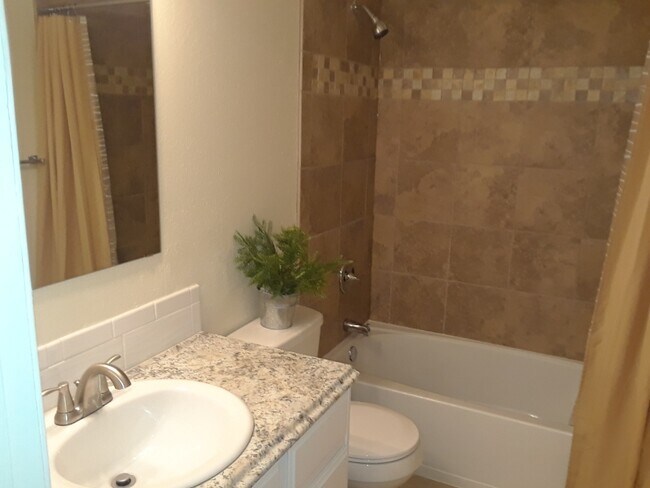 Building Photo - 1854 Zebulon Dr