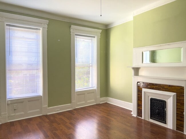 Building Photo - 578 Macon St