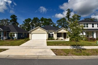 Building Photo - Modern 3BR/2BA Home in Desirable Westchest...