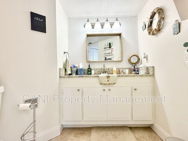 Building Photo - 3047 S Atlantic Ave