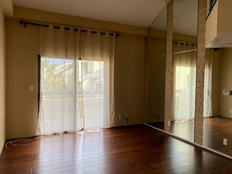Primary Photo - 64 Mar Vista Ave