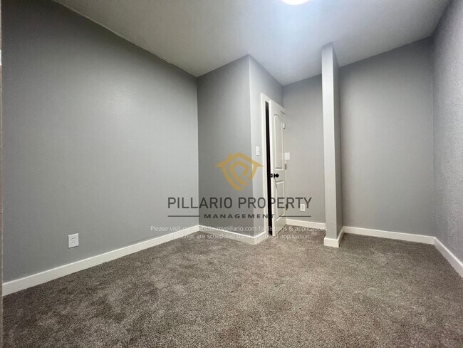 Building Photo - Newly Renovated, 4 Bedroom, 2 Bathroom Home Available NOW!