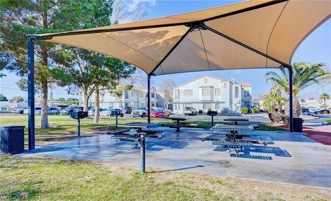 Building Photo - 3318 N Decatur Blvd