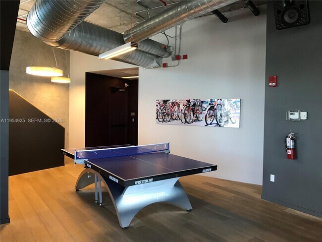 Building Photo - 151 SE 1st St