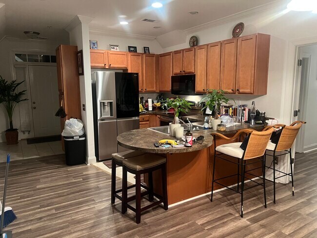 Kitchen - 124 Sandlapper Way