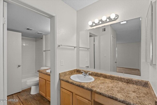 Building Photo - 2938 N 61st Pl