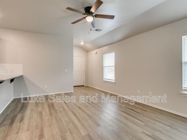 Building Photo - 10541 Lawson Pl Rd