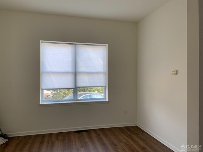 Building Photo - 200 Freeman St