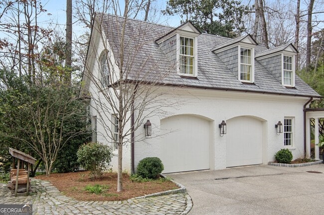 Building Photo - 506 Argonne Dr NW
