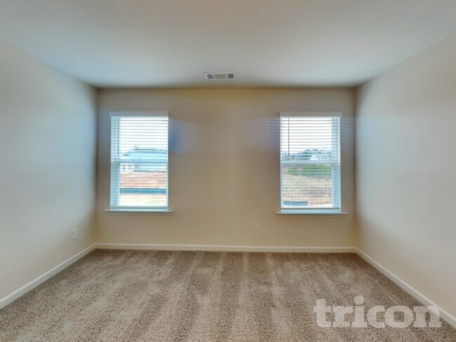 Building Photo - 1505 Big Bud Ln