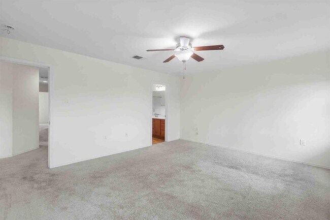 Building Photo - 11012 Culzean Dr