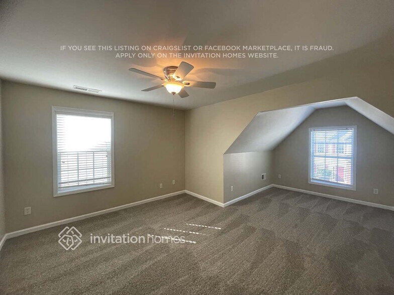 Building Photo - 112 Brookvalley Crossing