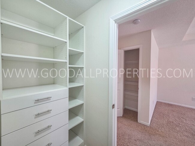 Building Photo - West Des Moines Townhome with Garden Space, Flex Room & Waukee Schools