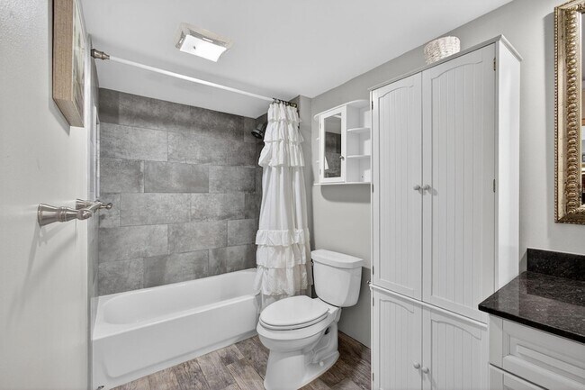 Building Photo - 112 Ocean Cove Dr