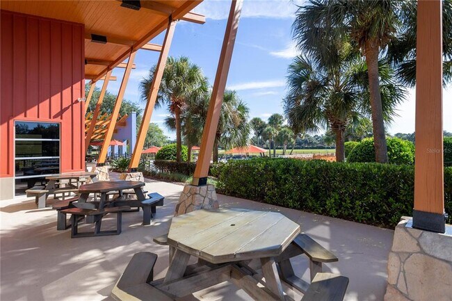 Building Photo - 4013 SW 51st Ct