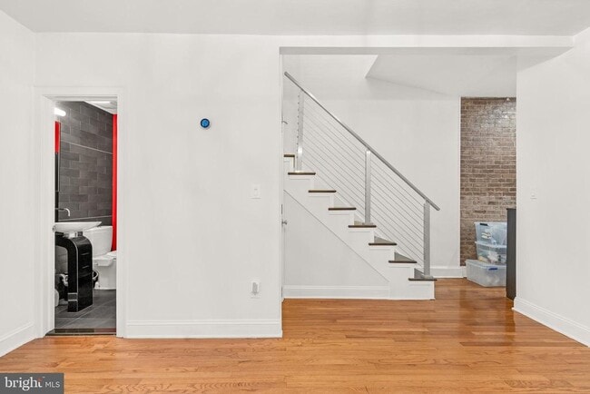 Building Photo - 1832 6th St NW