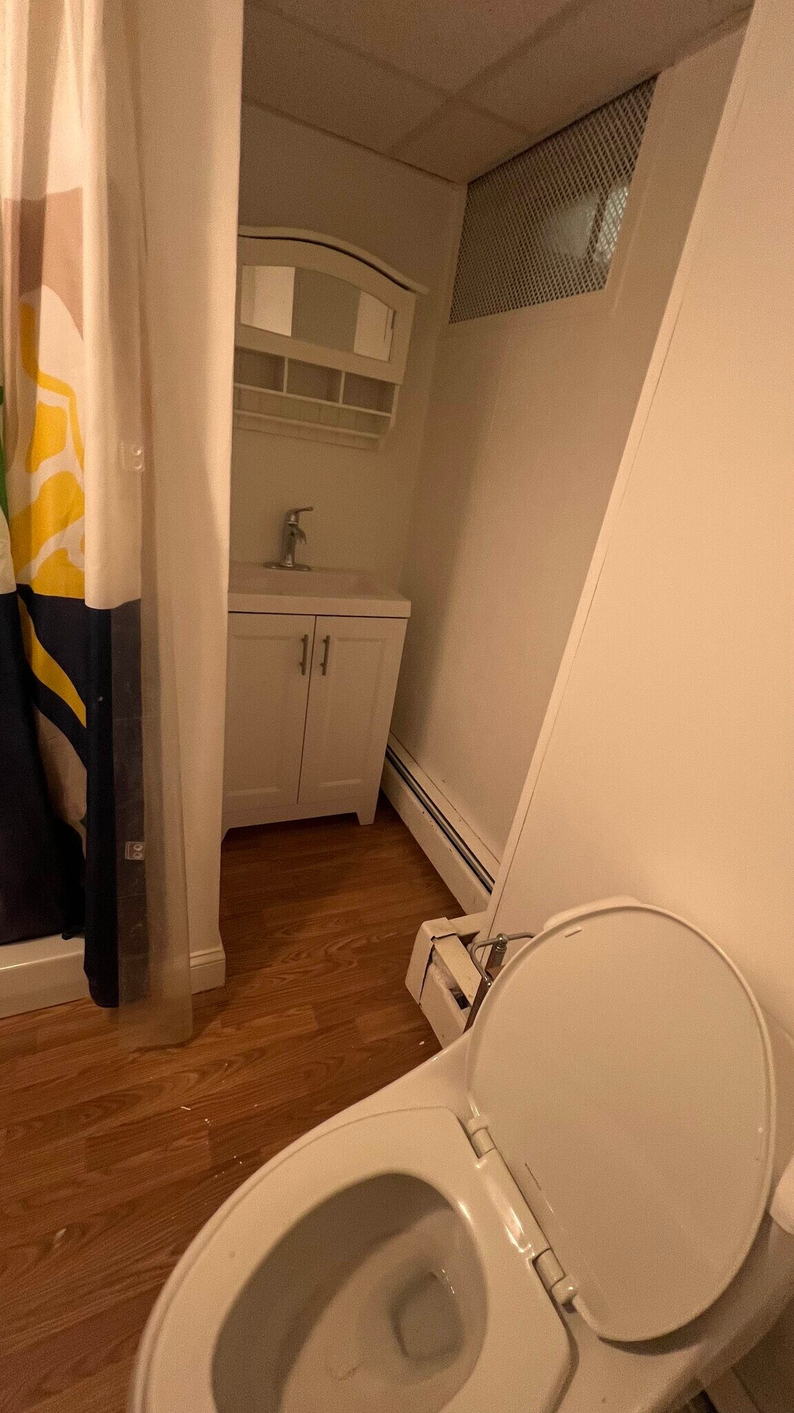 Building Photo - 102 Hillside Rd