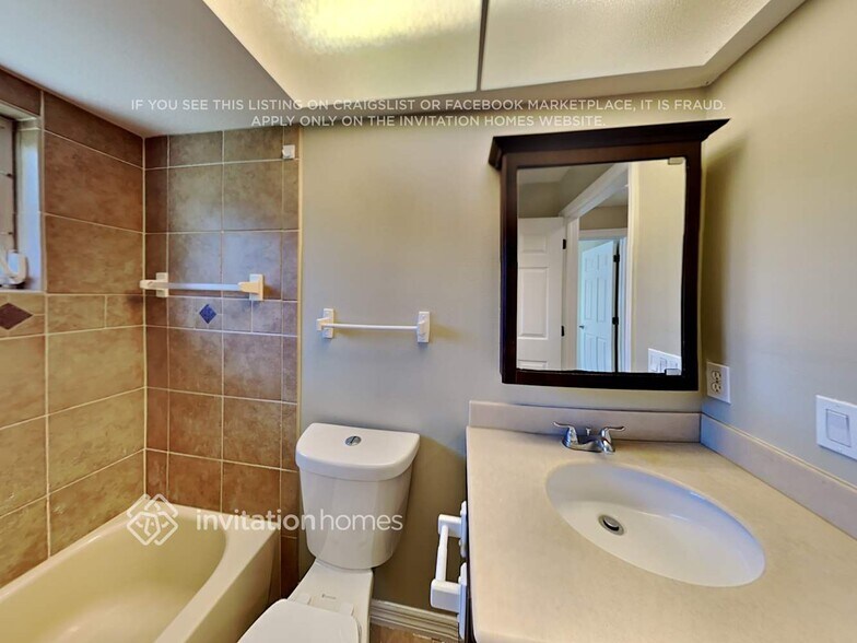 Building Photo - 22 Cabello St