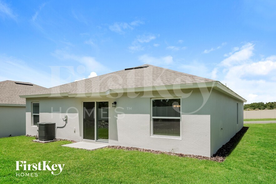 Building Photo - 513 Earhart Dr