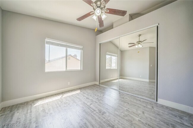 Building Photo - 2507 El Paso Grande Ave