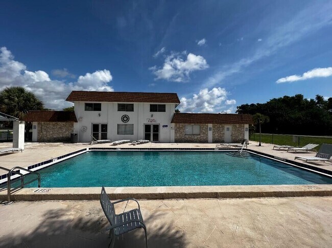 Building Photo - 6289 Lear Dr