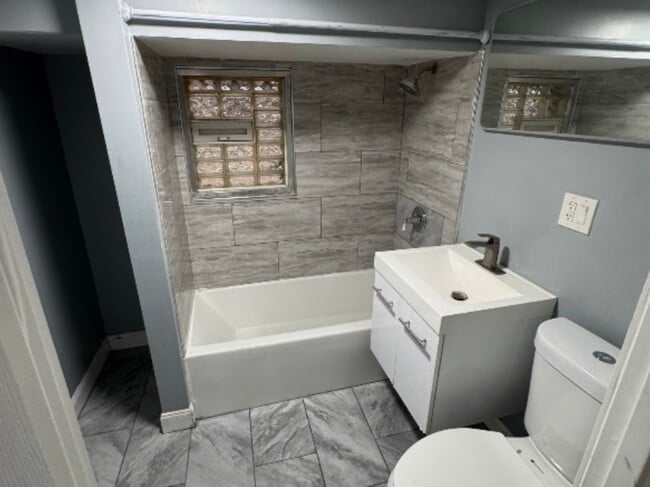 Building Photo - 7709 S Eggleston Ave